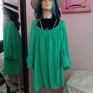 ❗️❗️❗️ 3 FOR 30 BUNDLE ❗️❗️❗️Cato Green Off-Shoulder Top